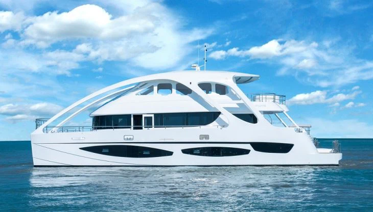 Barco de pasajeros comercial